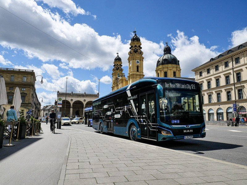 Emission-free urban mobility:More than 700 MAN electric buses already ordered